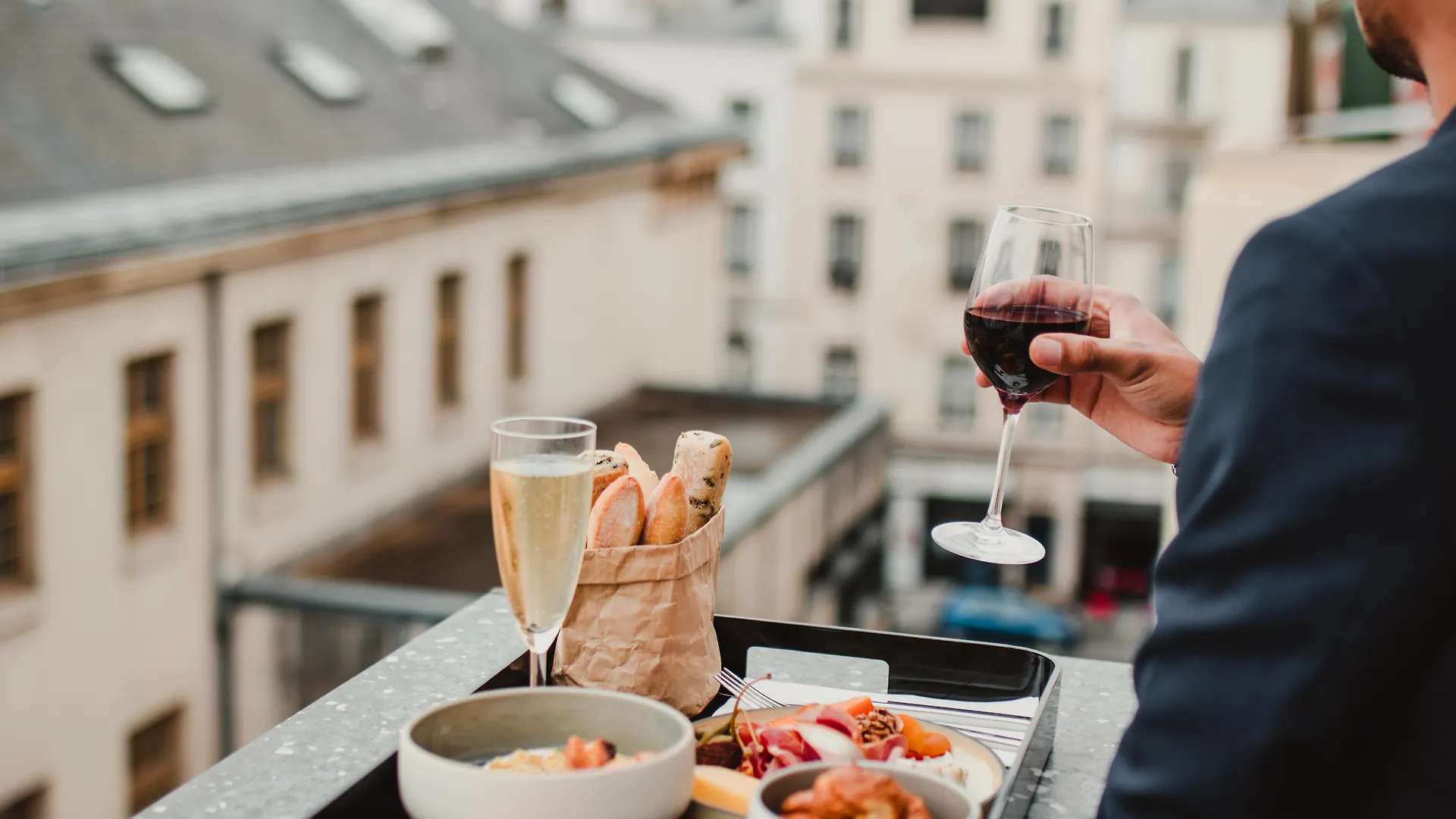 Pley Hotel Paris