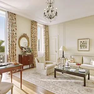 ***** فندق Du Cap Eden Roc فرنسا
