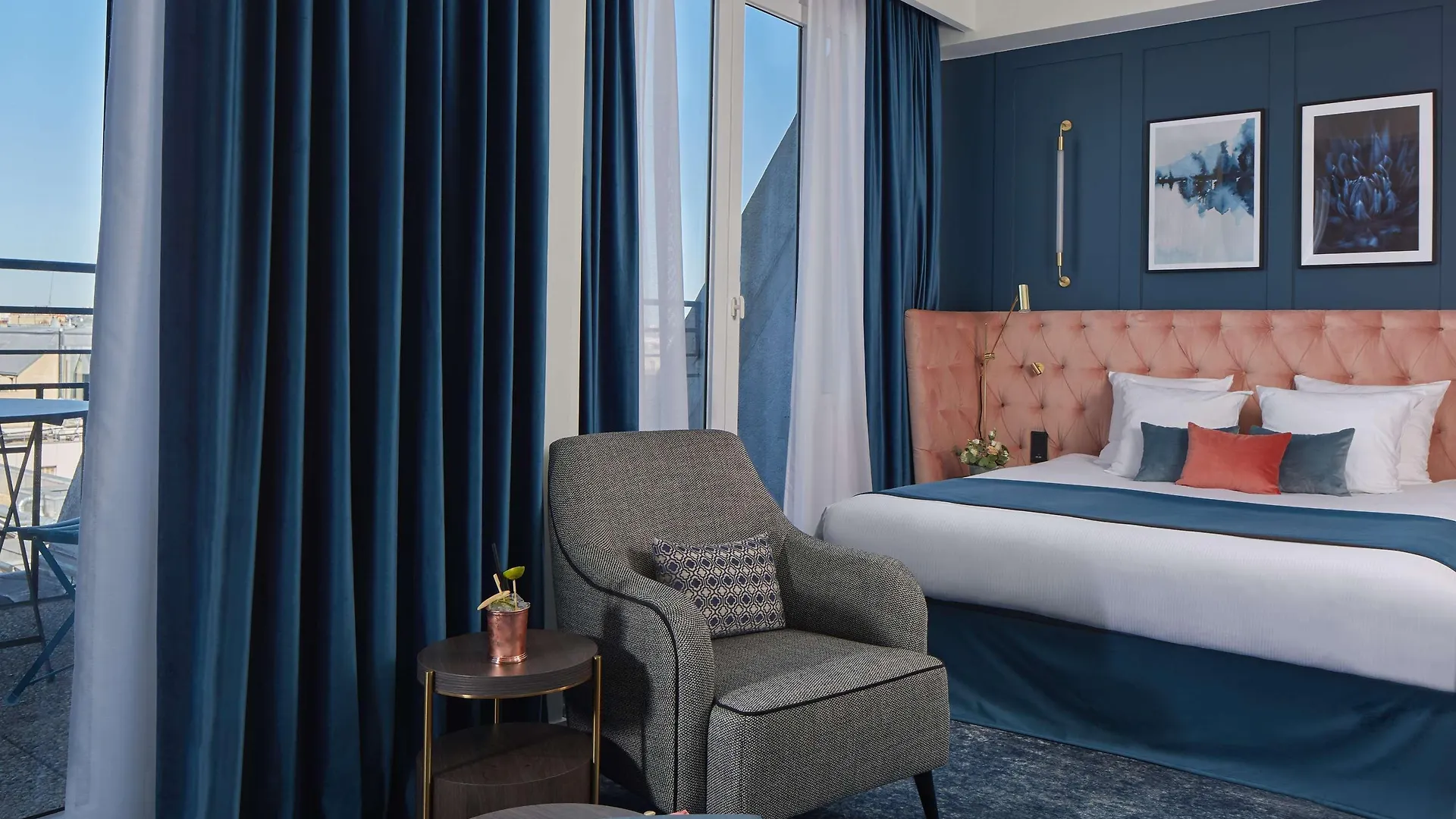 Pley Hotel Paris
