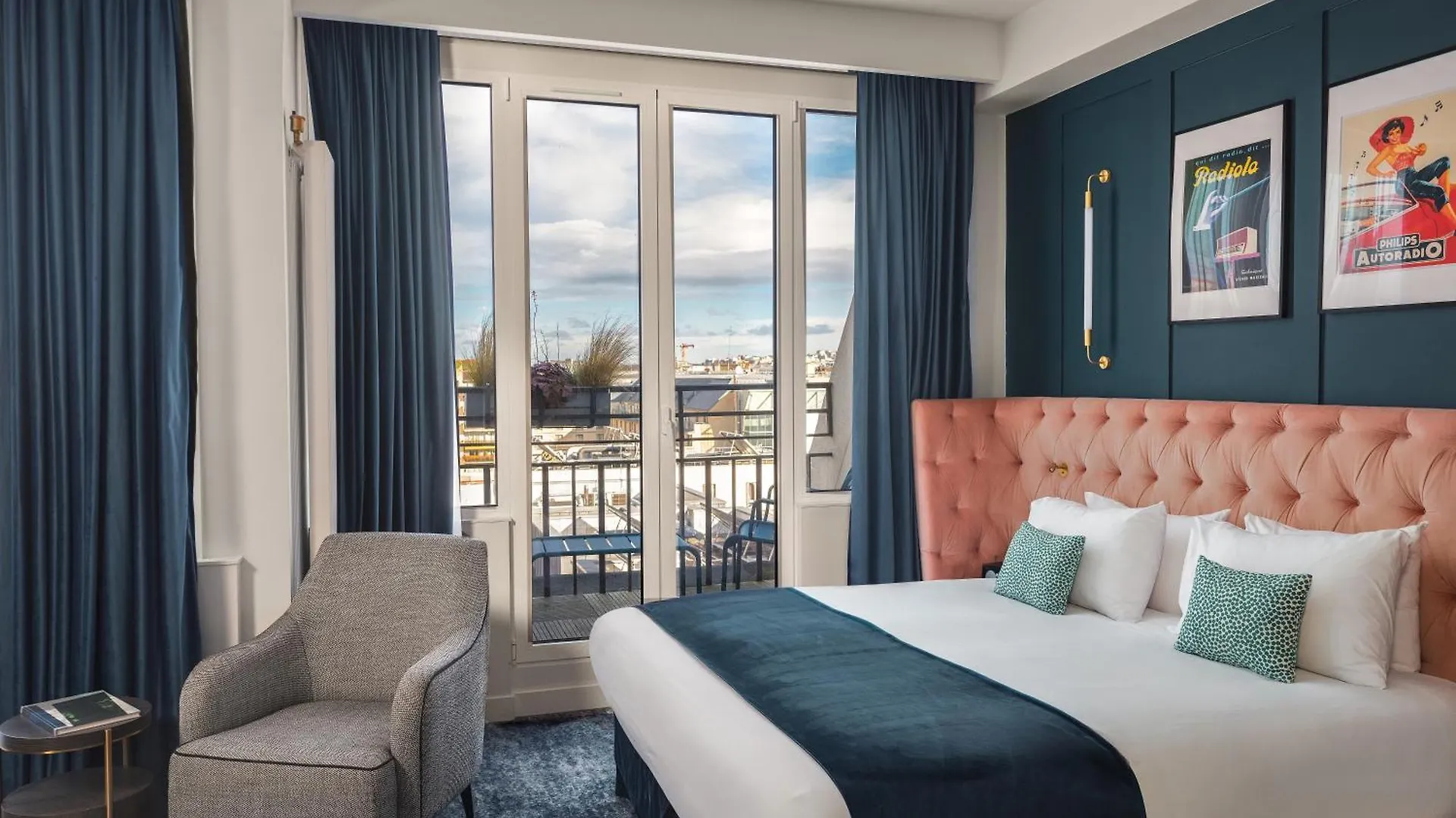 Pley Hotel Paris